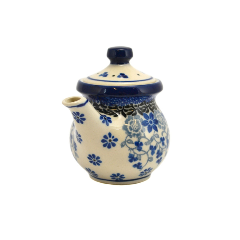 Soy sauce dispenser